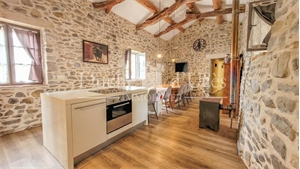 propriete à la vente -   30700  UZES, surface 280 m2 vente propriete - UBI483013862